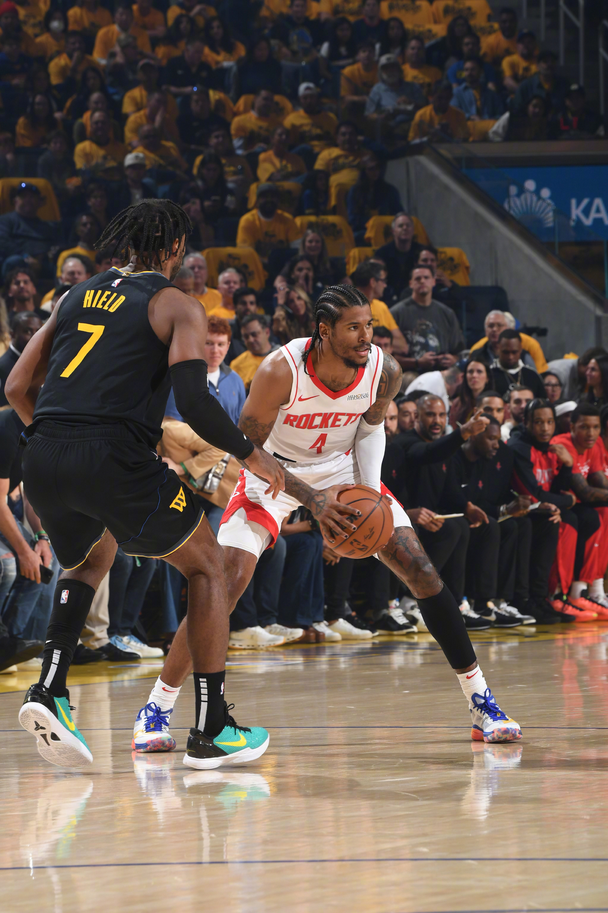 关于今晚体能课后，丹佛掘金篮板制胜备战欧篮联，底气十足，年轻球员得到机会的信息