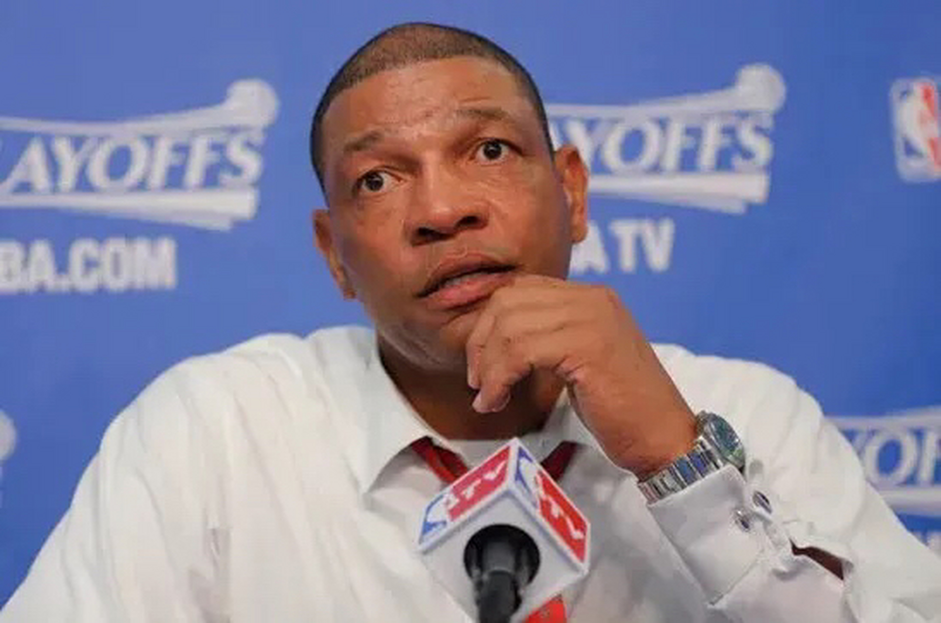 关于国际比赛日费城76人调整名单以备CBA常规赛；篮板制胜环节打磨；话题不断；心理建设被强调的信息