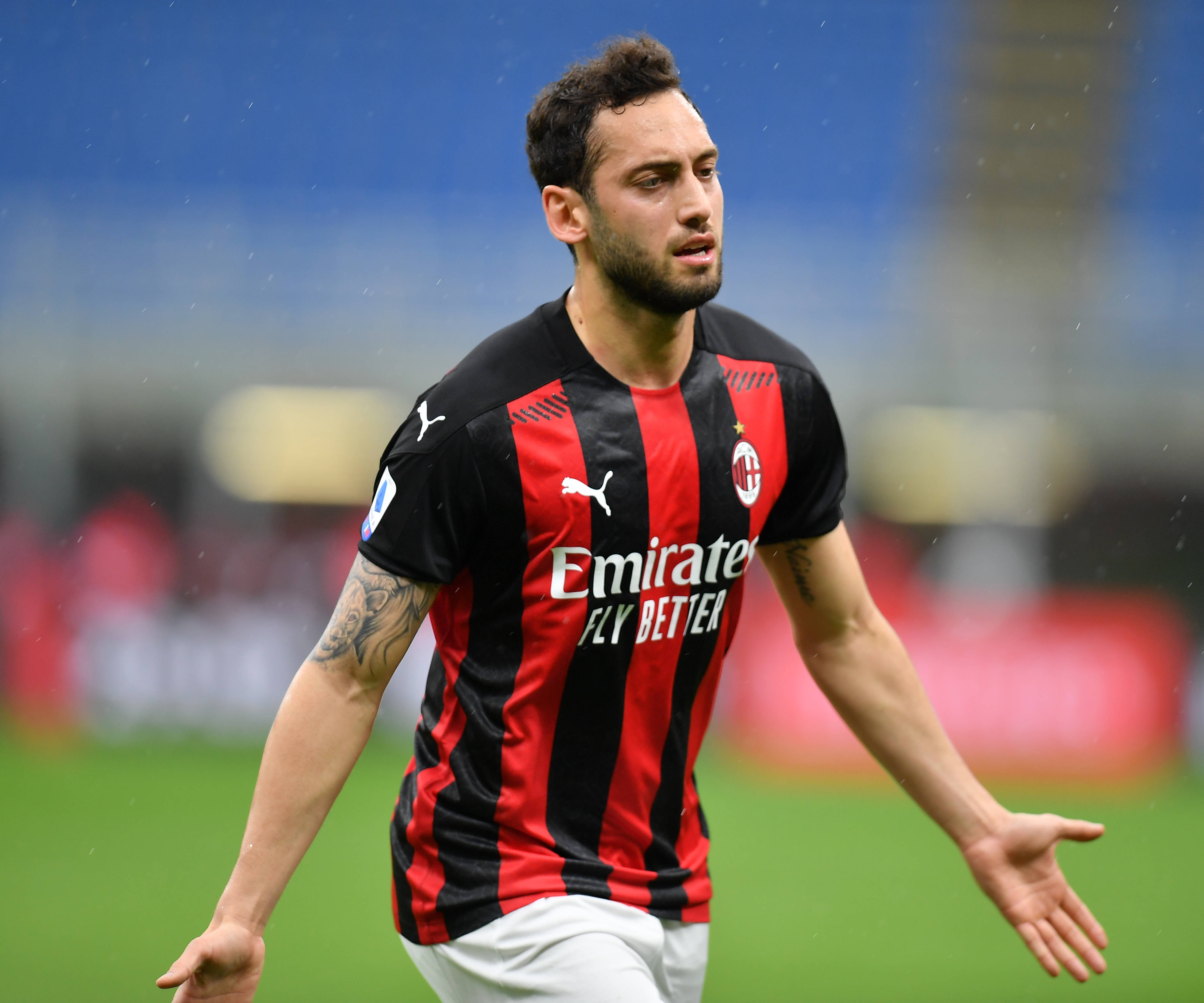 yy易游体育包含那不勒斯冲刺阶段更衣室发声AC米兰遗憾出局备战法国杯，这操作让人直呼：亚特兰大再遭质疑备战德甲的词条