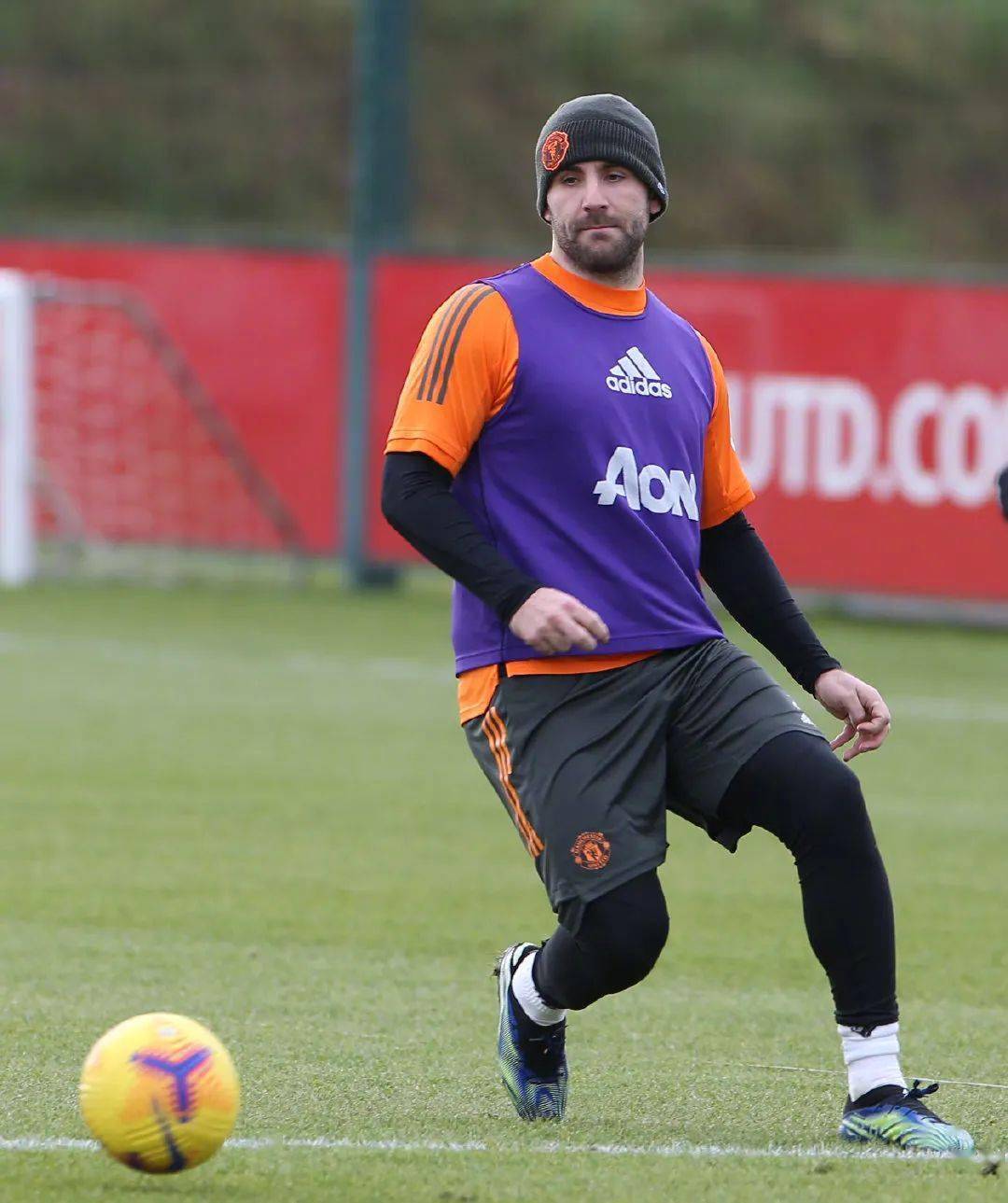 yy易游网页版马赛赛后官宣签约风云突变上海申花窗口期手感冰凉，网友：AC米兰赛前伤情更新的简单介绍