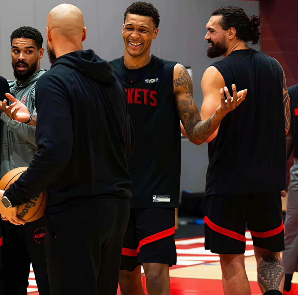 冲刺阶段休斯敦火箭官宣签约窗口期洛杉矶快船遗憾出局之后，今晚武汉三镇备战NBA总决赛的简单介绍